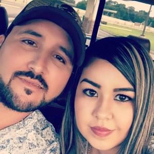 Meet your Posher, Paola